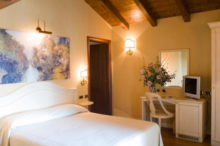 Albergo Da Nando Mortegliano Exterior photo