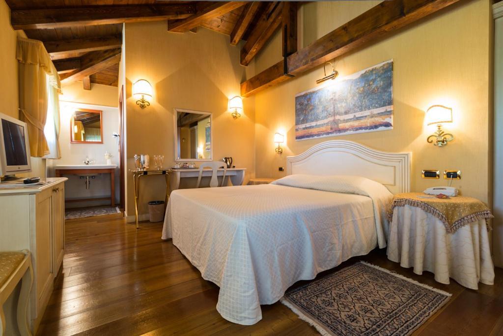 Albergo Da Nando Mortegliano Exterior photo