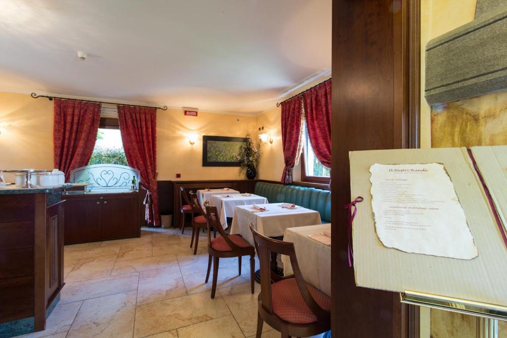 Albergo Da Nando Mortegliano Exterior photo